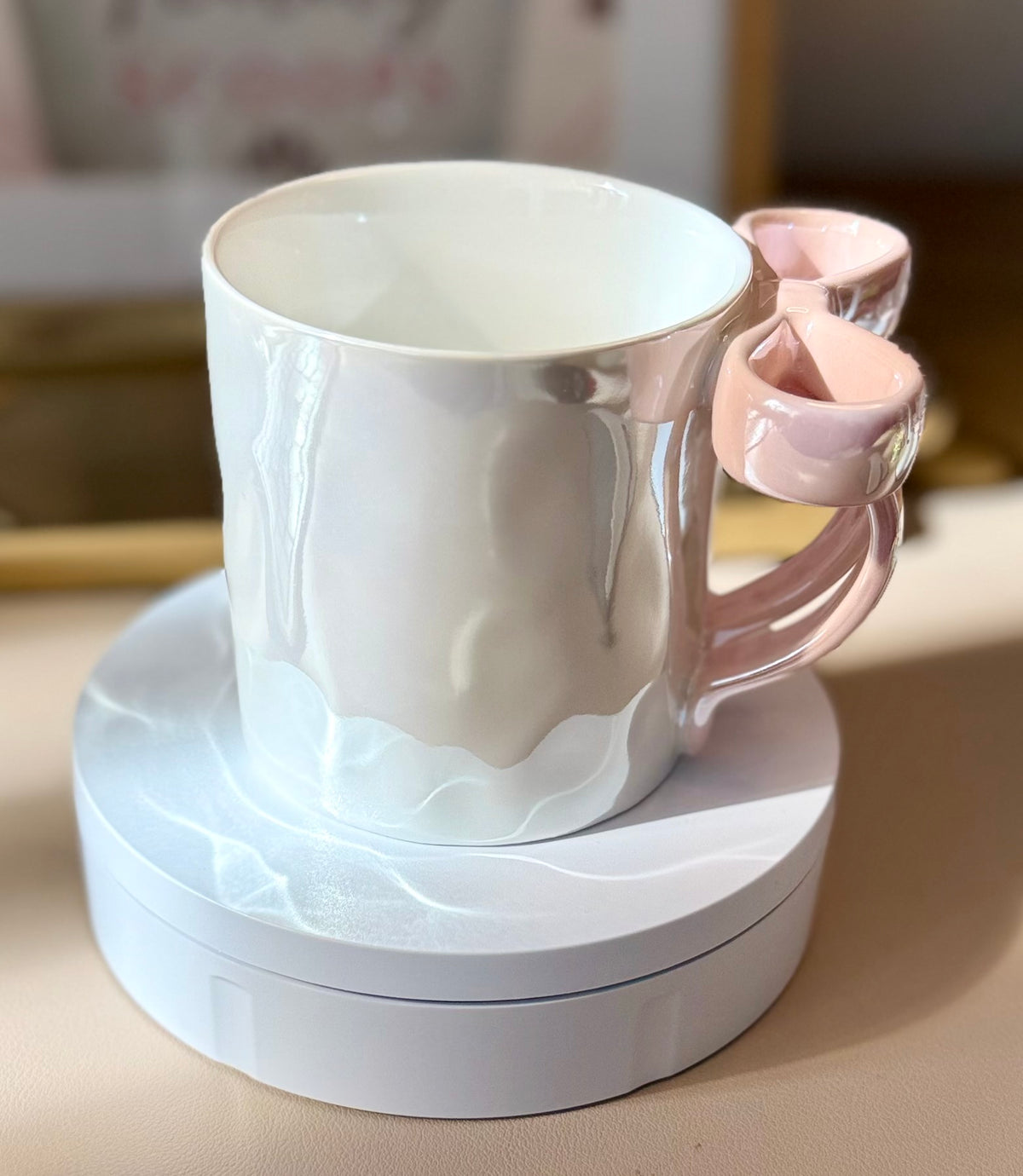 Pearl Bow Ceramic Mug